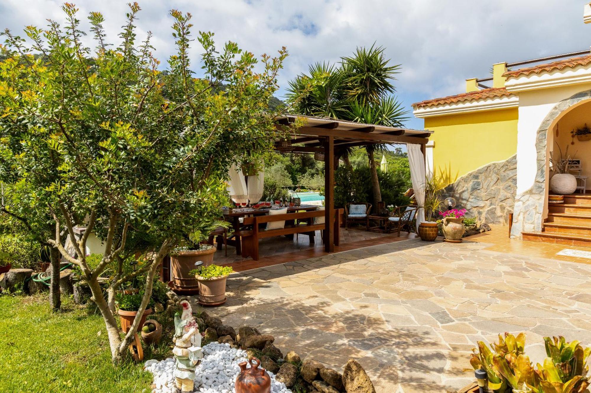 Villa Saige , Piscina Con Idromassaggio Alghero Exterior foto